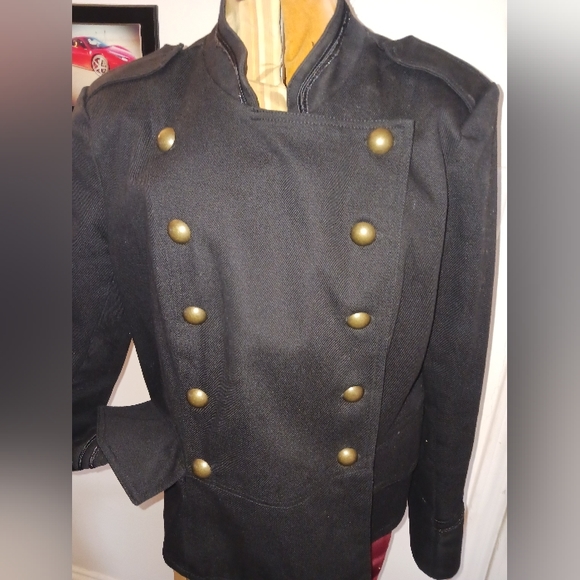 Jacket - Picture 1 of 2